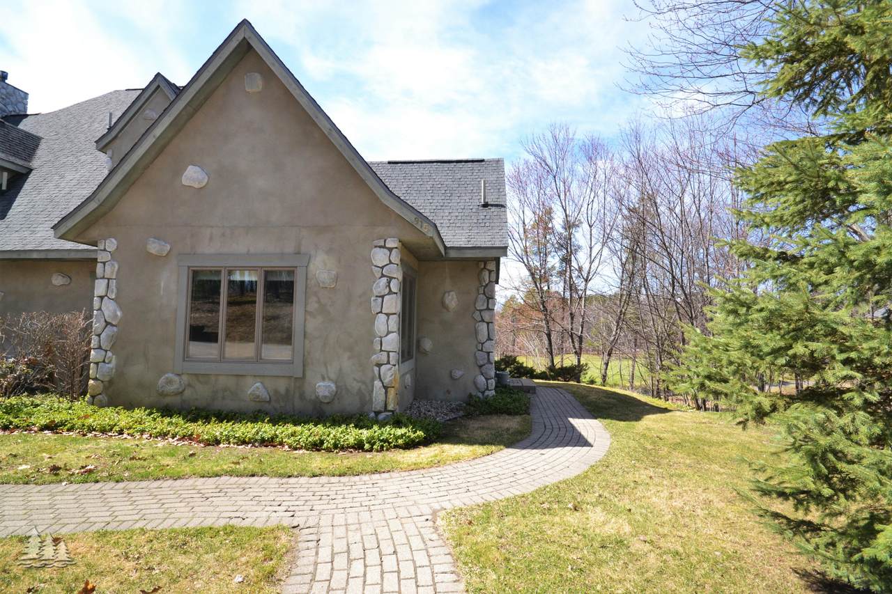 915D Chardonnay Lane - Photo 1