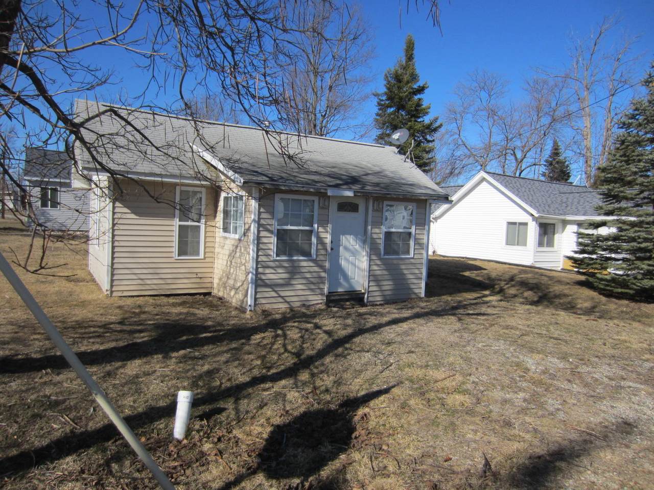 212 Brown Street - Photo 1
