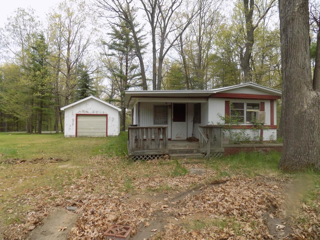 622 Ridgeview Drive - Photo 1