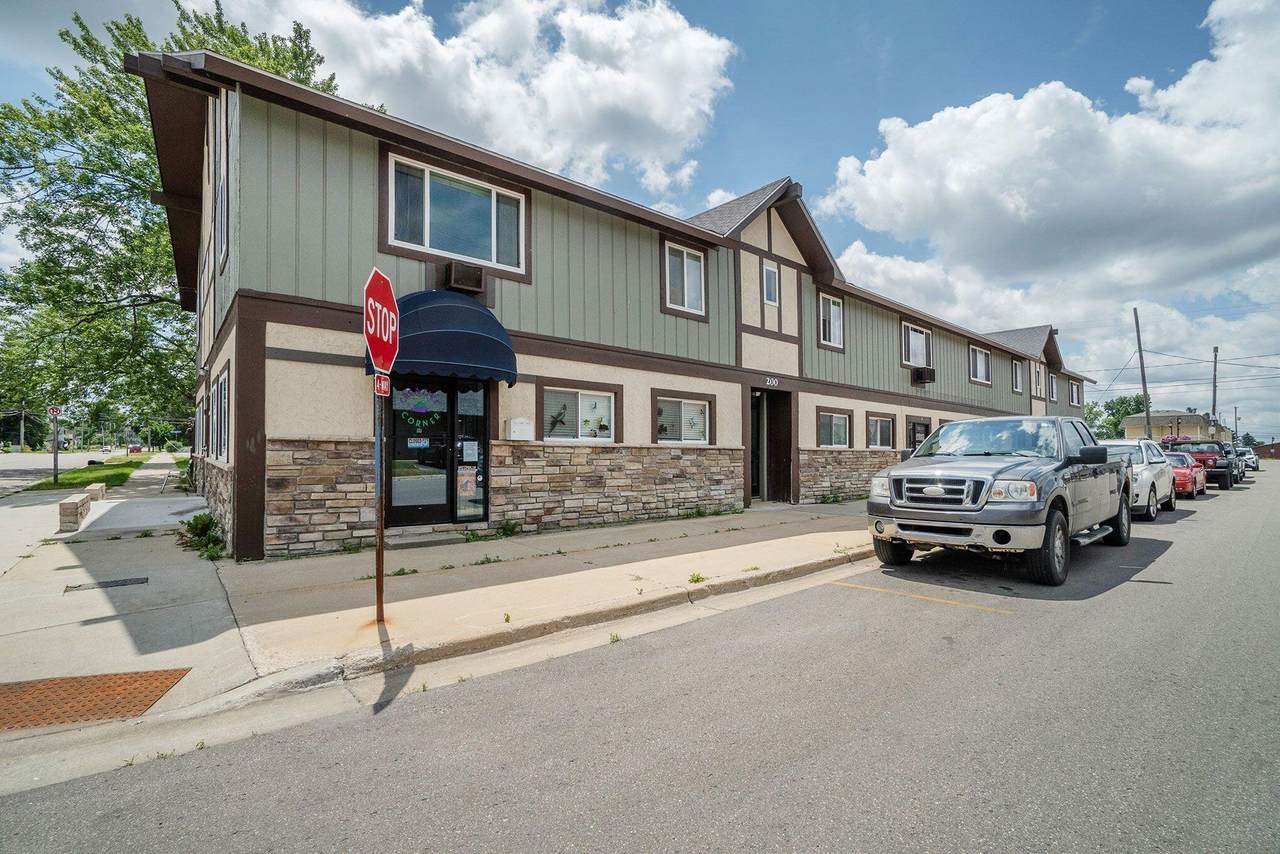 200 Court Avenue - Photo 1