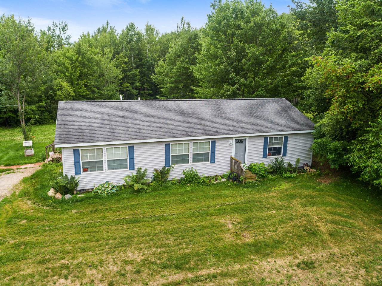 3889 Stewart Road - Photo 1