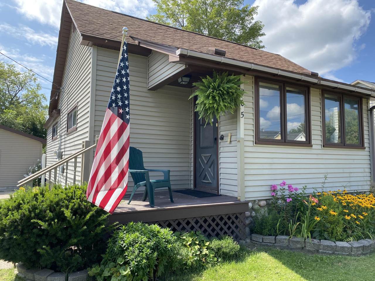 205 Peninsular Avenue - Photo 1