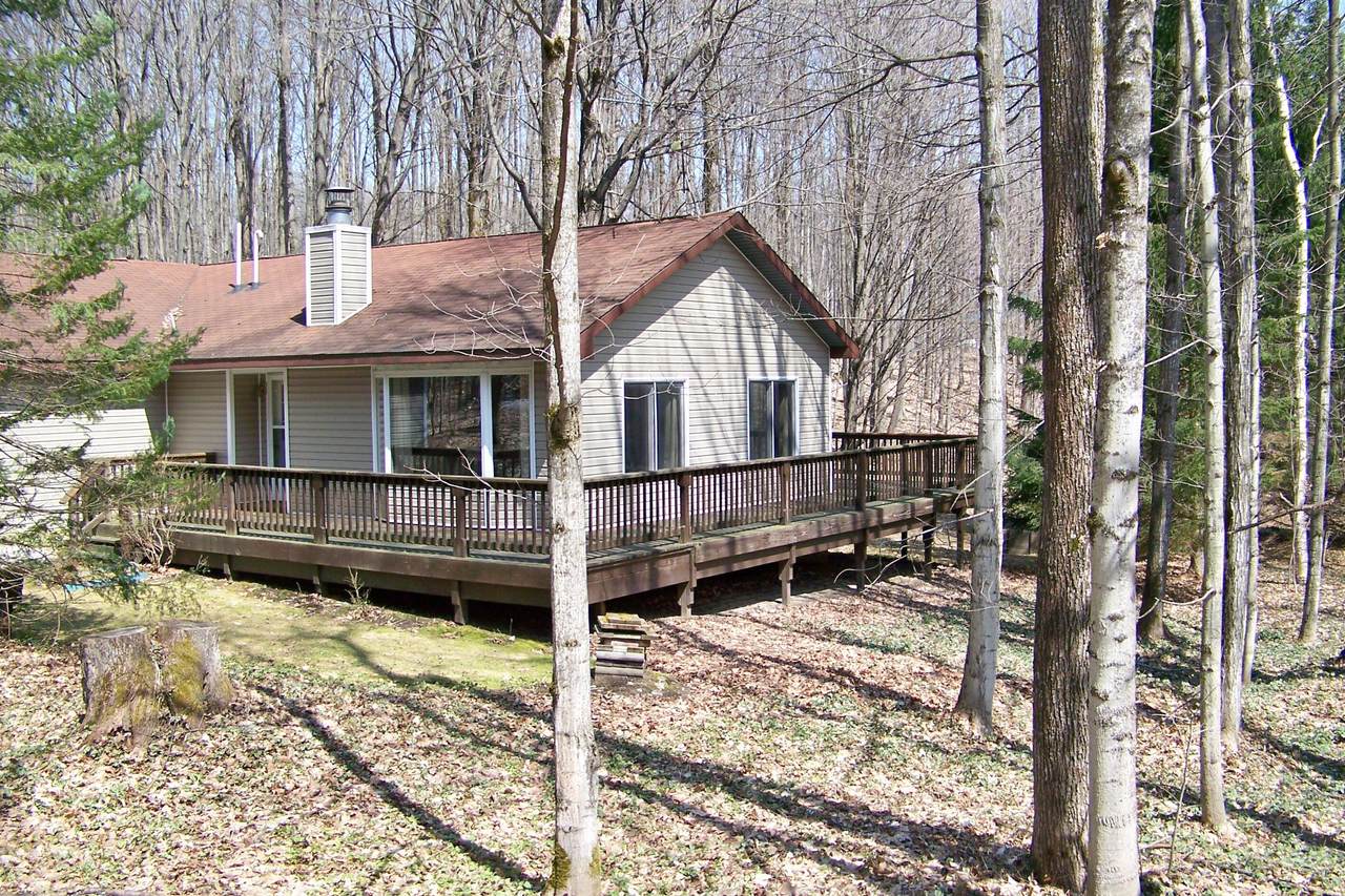 5241 Dellwood Circle - Photo 1