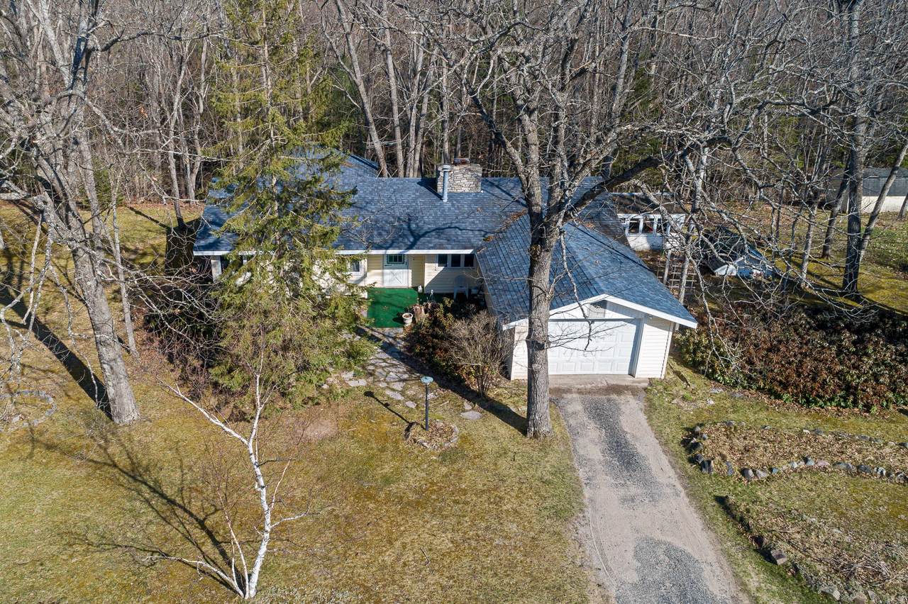 6429 Straits Hwy - Photo 1