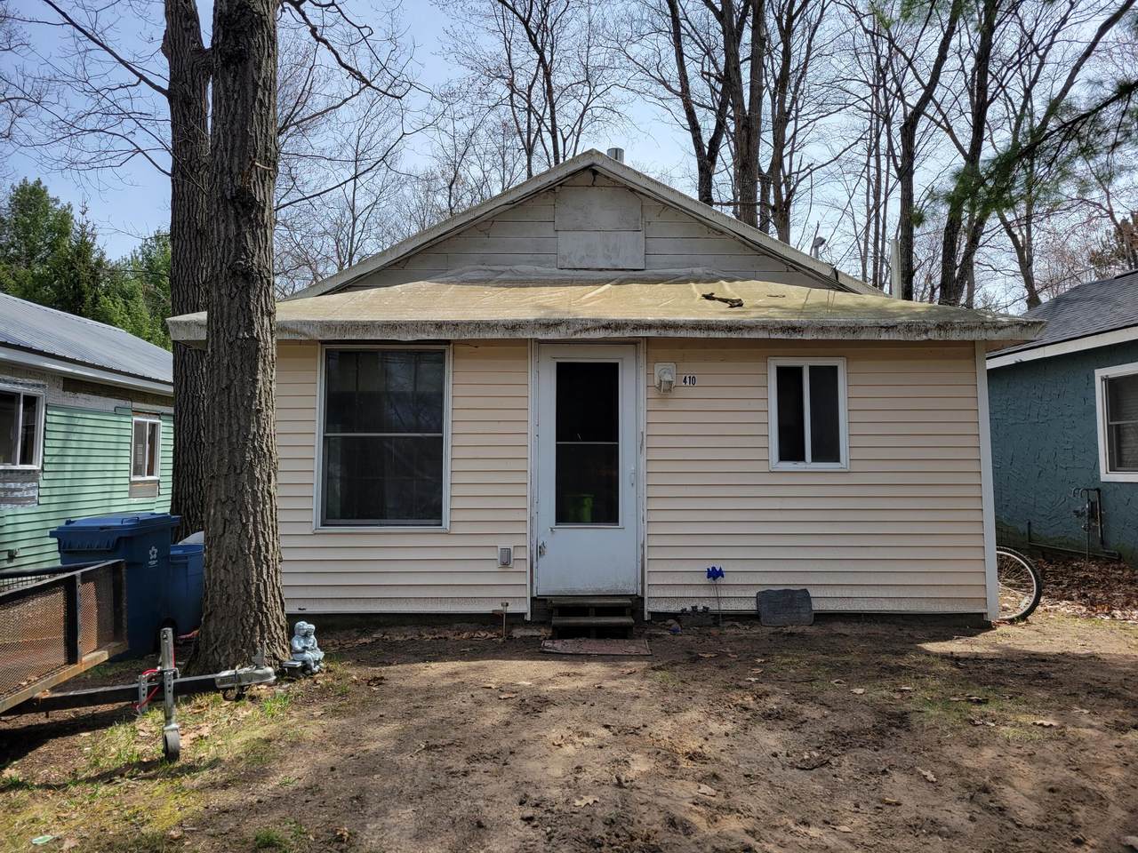 410 Kenwood Avenue - Photo 1
