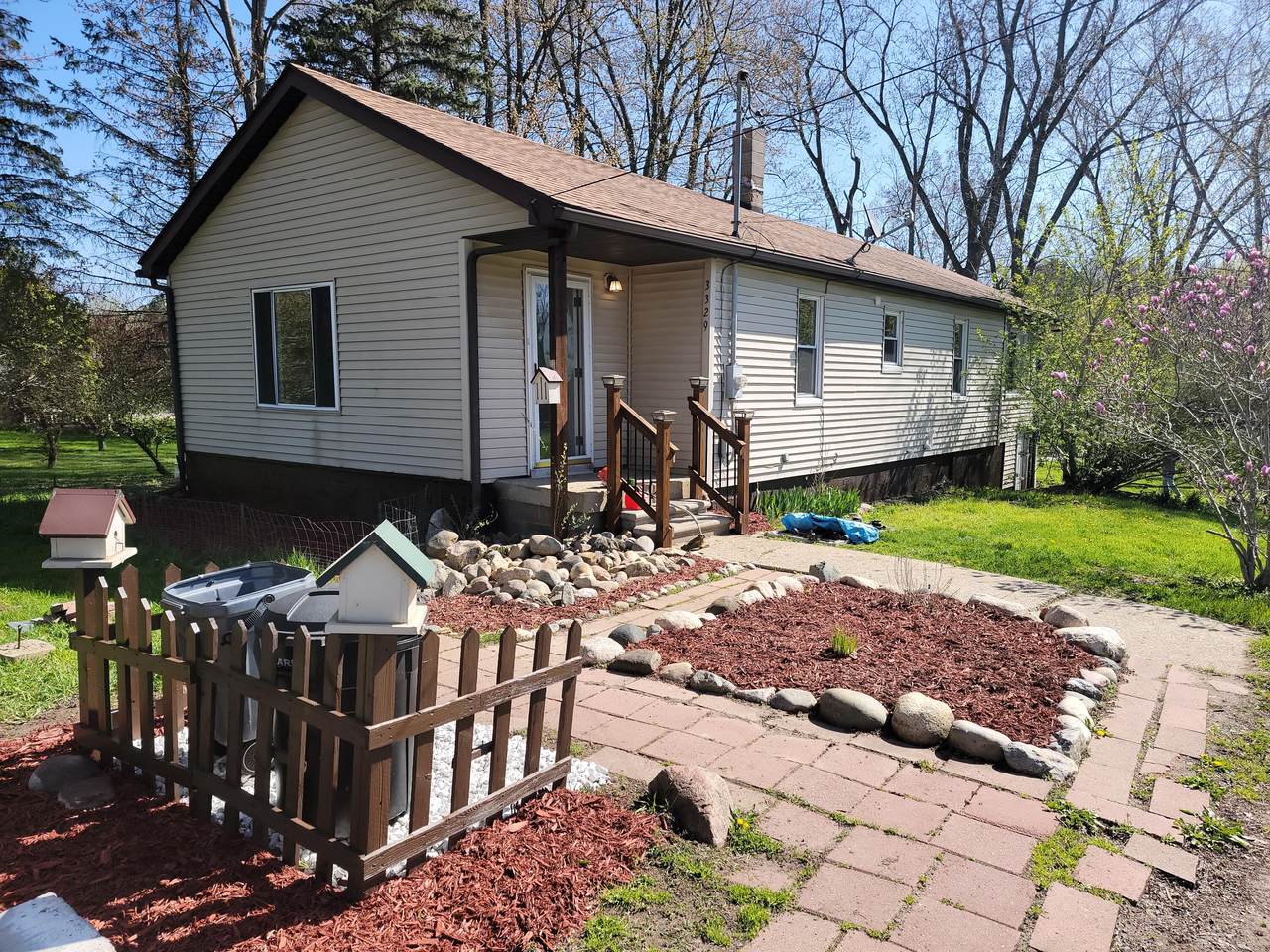 3329 State Road - Photo 1