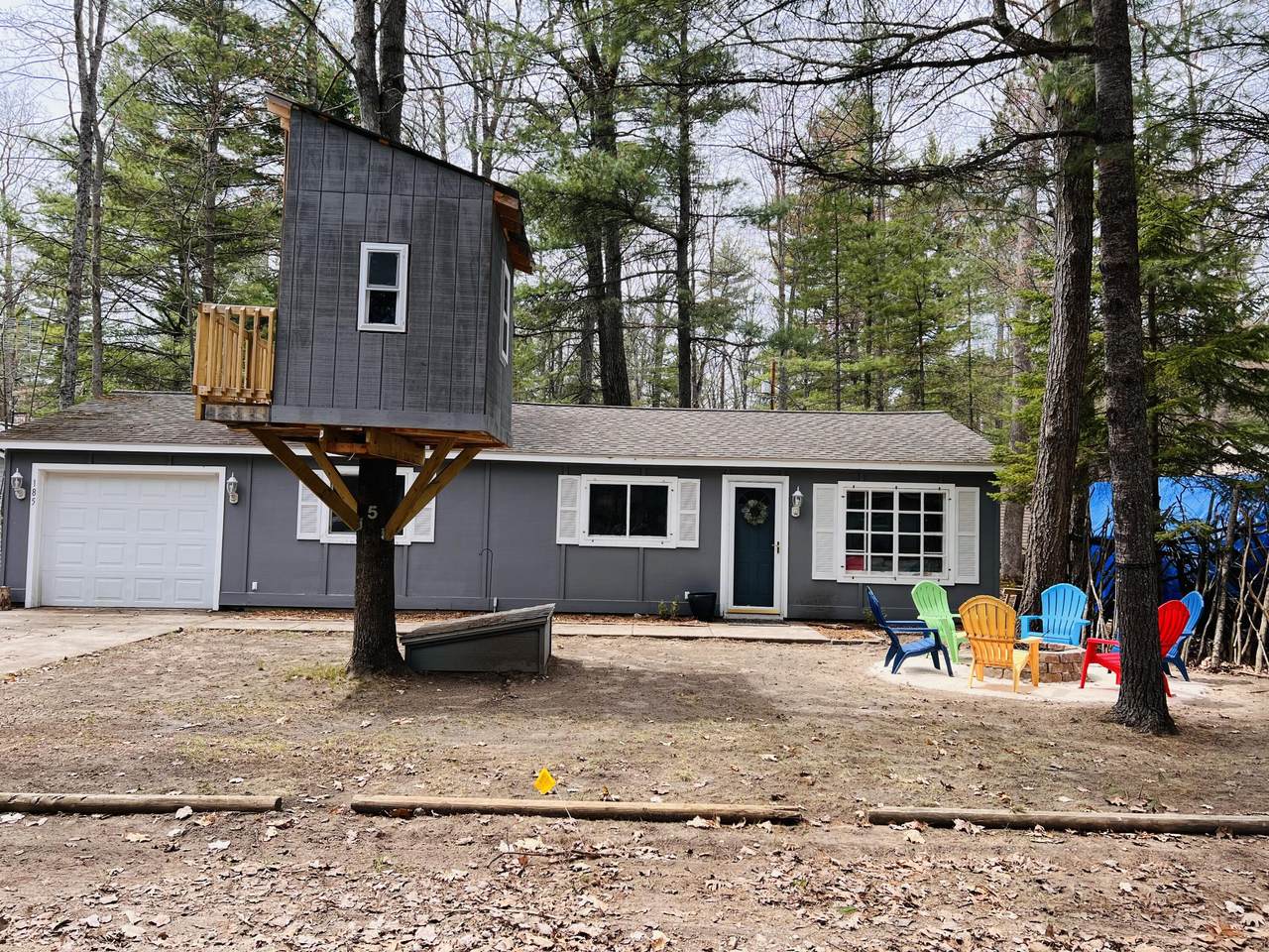 185 Henry Avenue - Photo 1