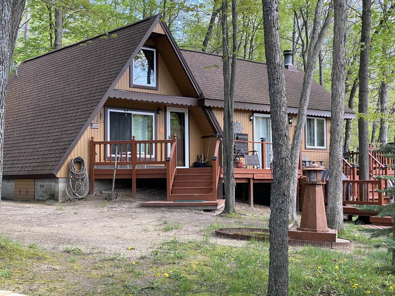131 Oak Lane - Photo 1