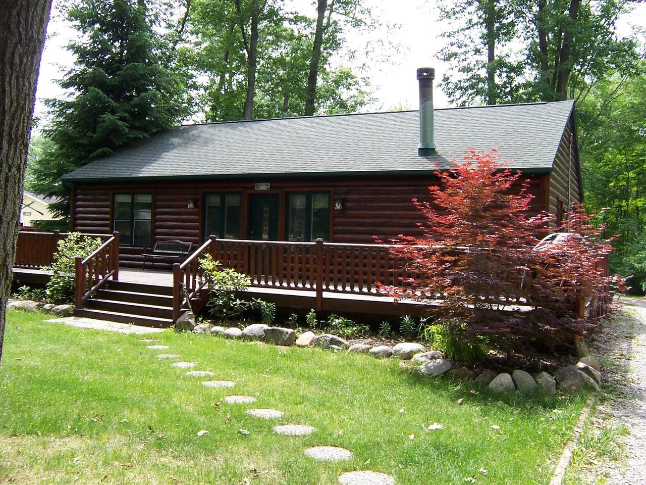 117 Burlington Drive - Photo 1