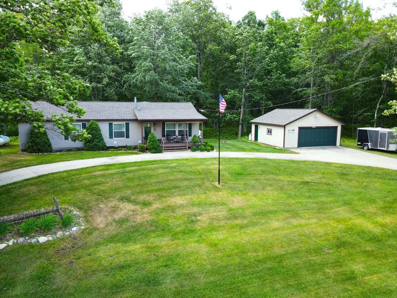 6990 Jennifer Lane - Photo 1