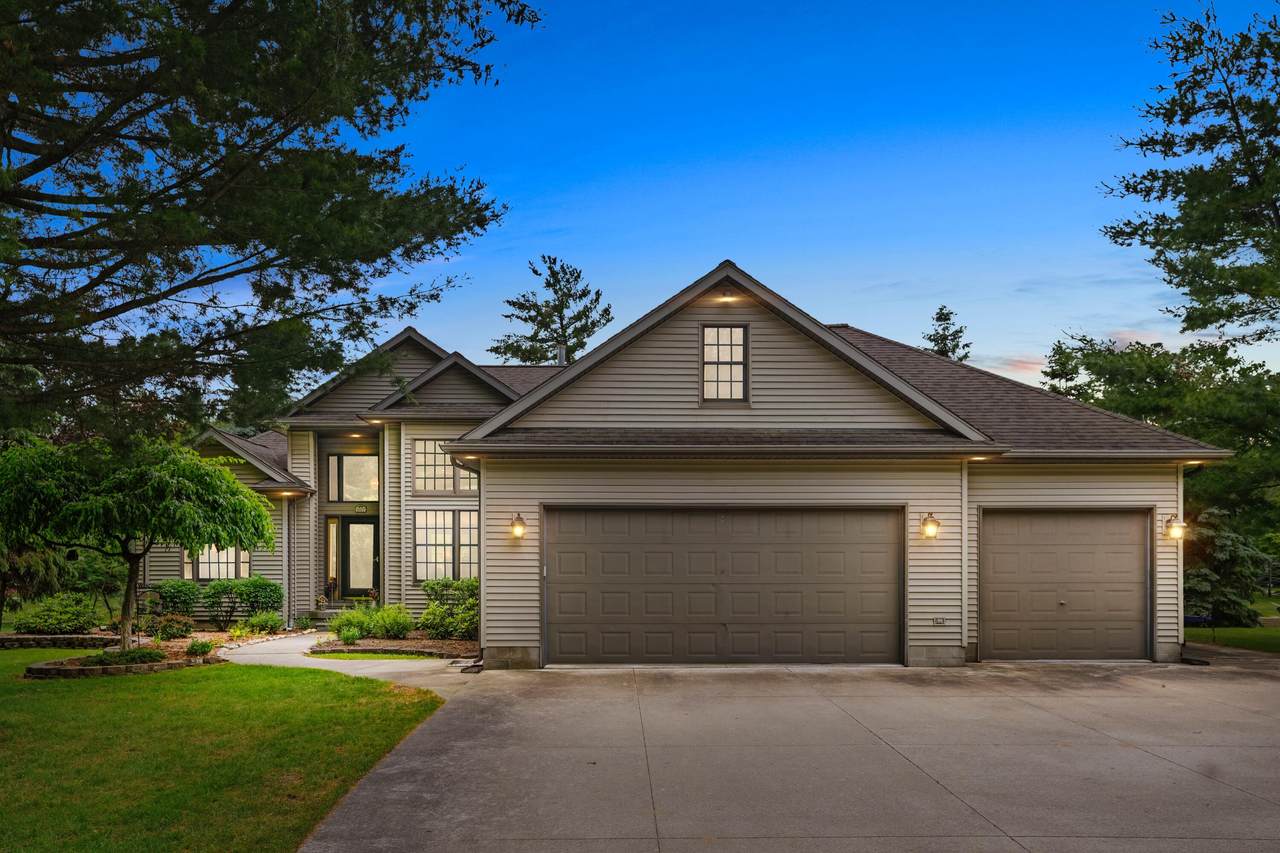 2077 Houghton Lake Drive - Photo 1