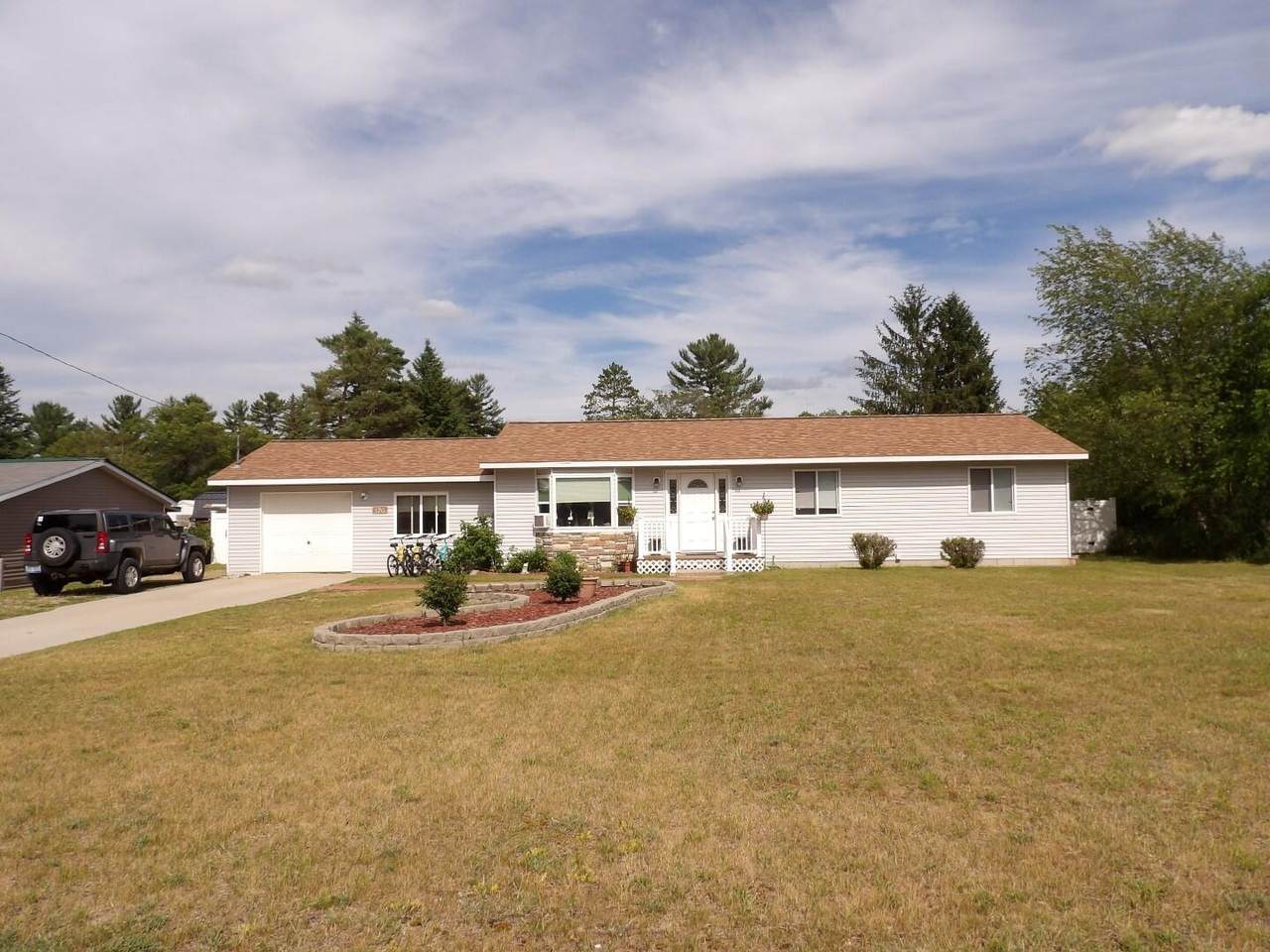 126 Pinecrest Street - Photo 1