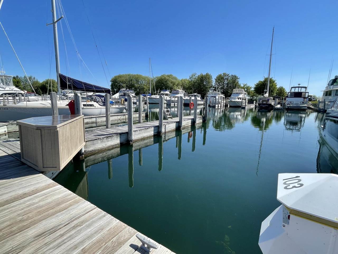 103 Boat Club Drive - Photo 1
