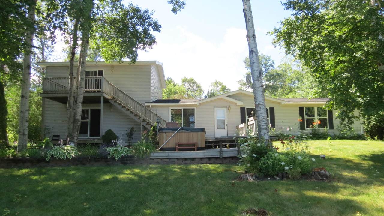9697 Blue Horizon Road - Photo 1