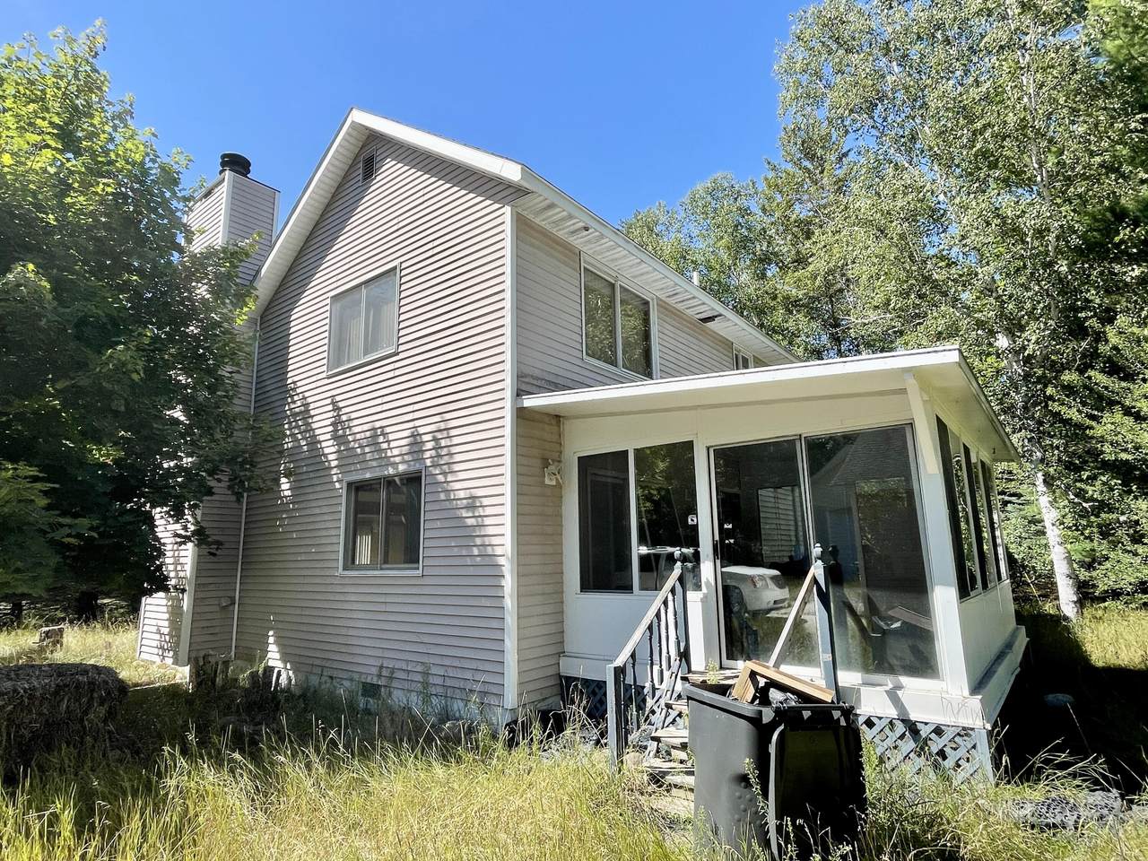 6555 Lakeview Drive - Photo 1