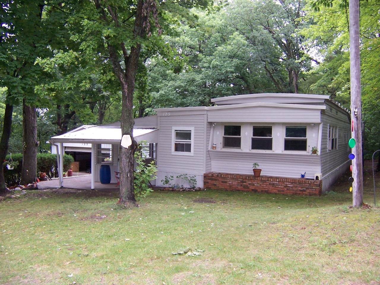 125 Marquette Avenue - Photo 1
