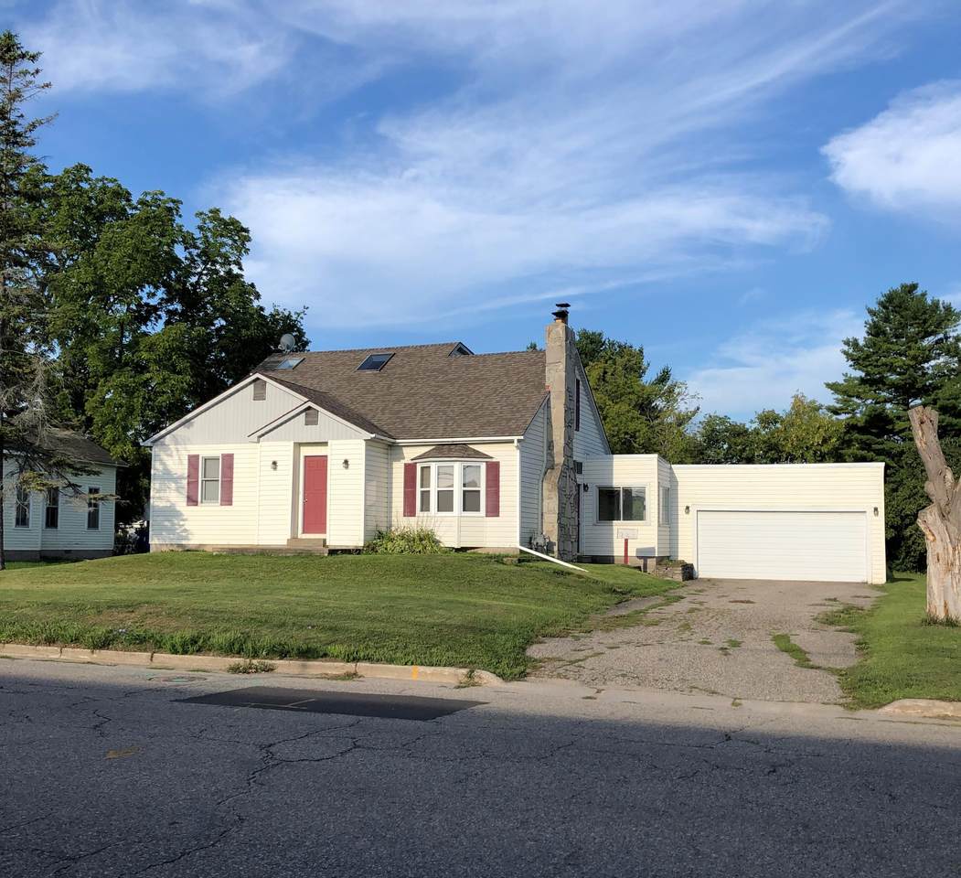 722 Huron Street - Photo 1