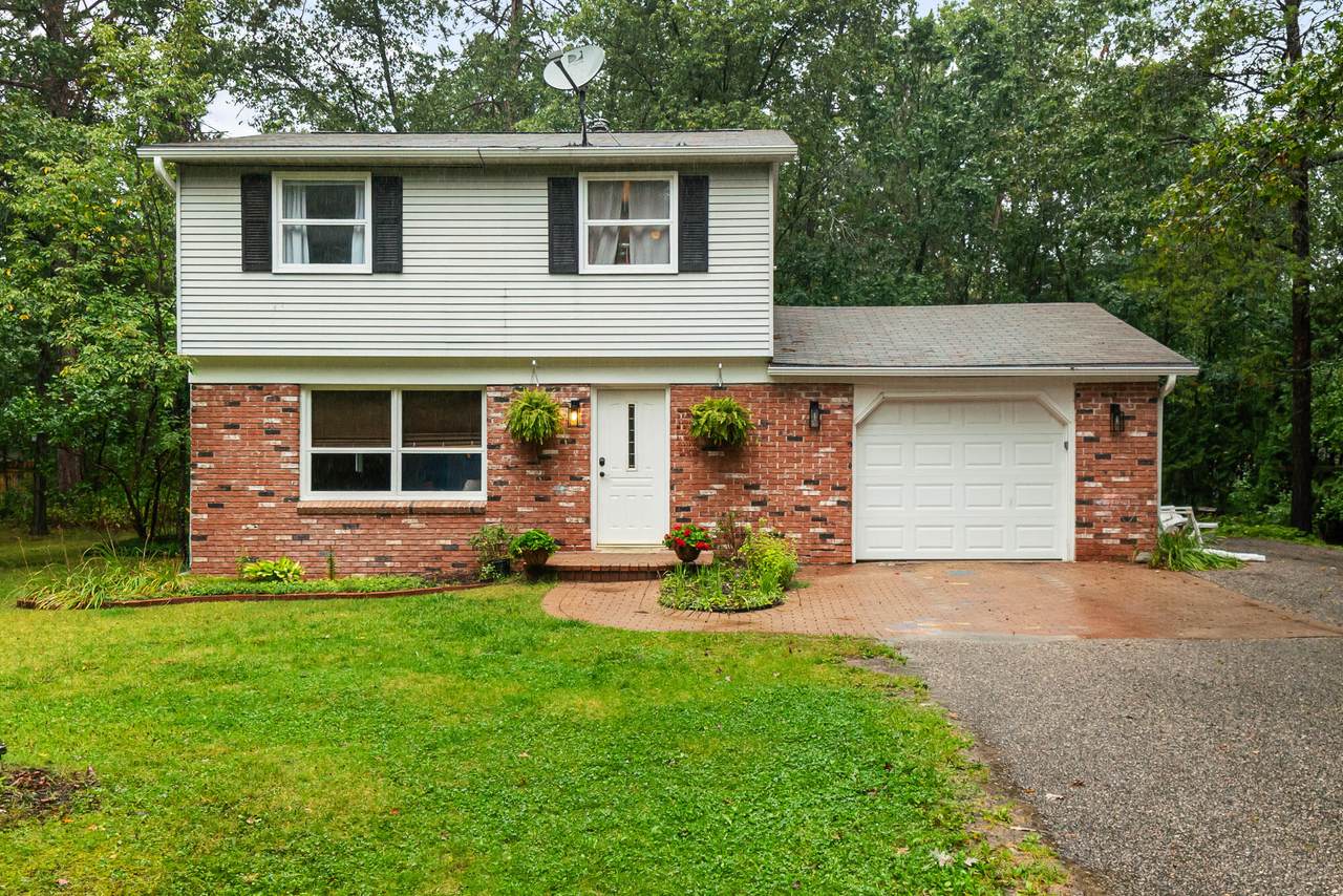 6872 Fisher Woods Road - Photo 1
