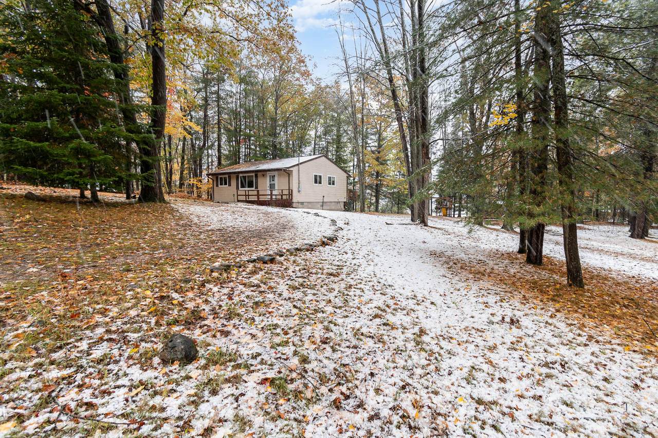 15984 Hiawatha Trail - Photo 1