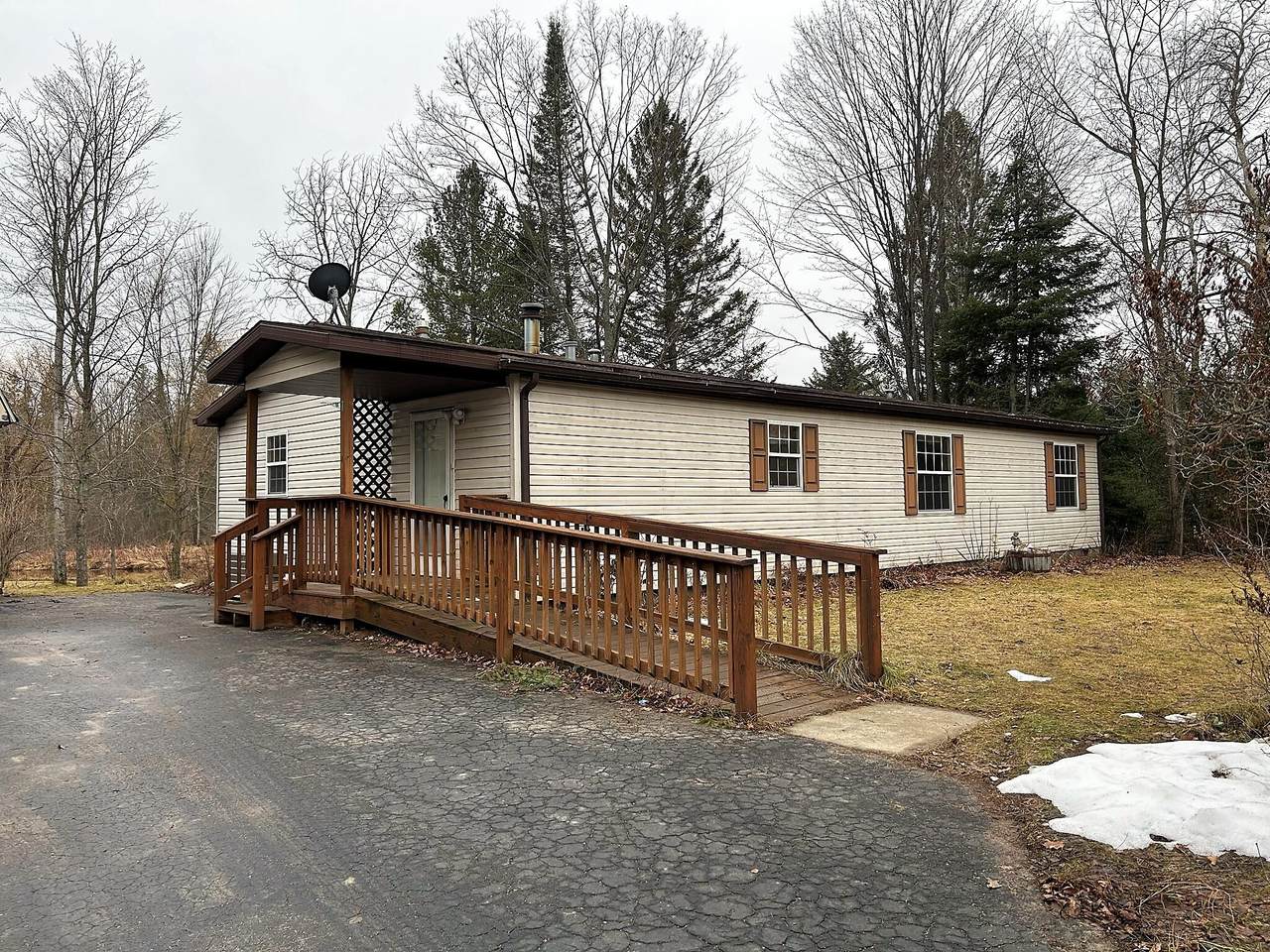 13861 Airport Road - Photo 1