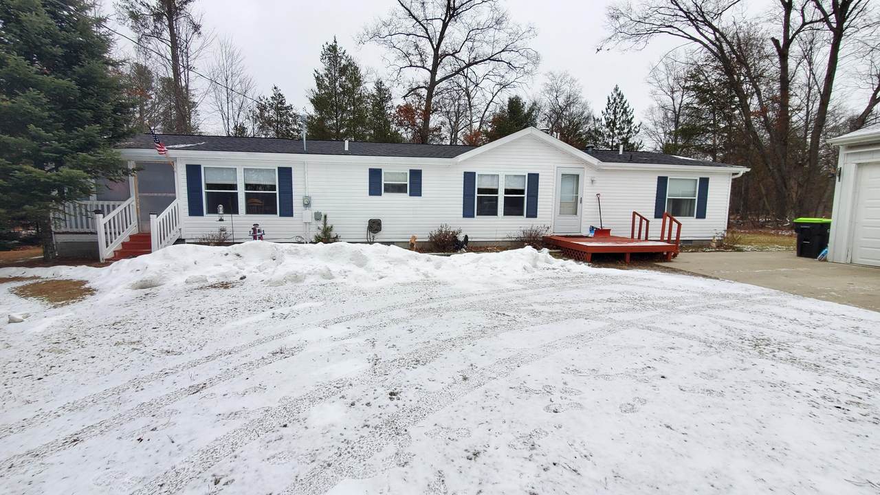 5455 Maple Valley Road - Photo 1