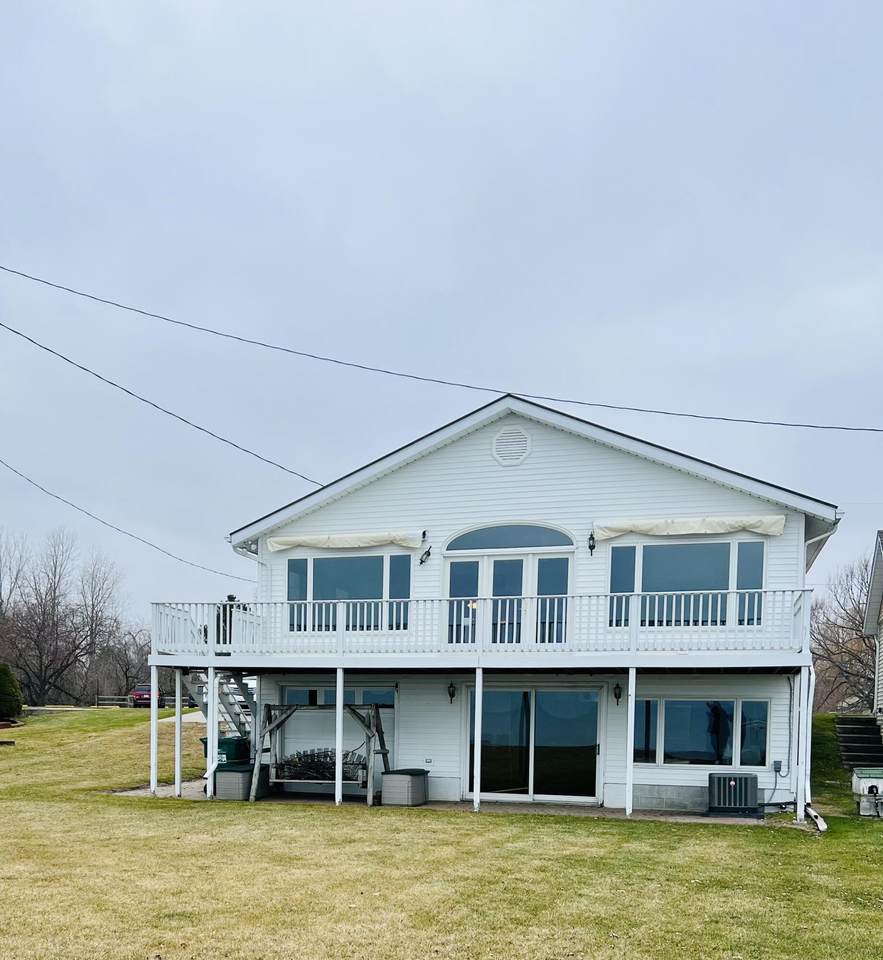 625 Lake Street - Photo 1