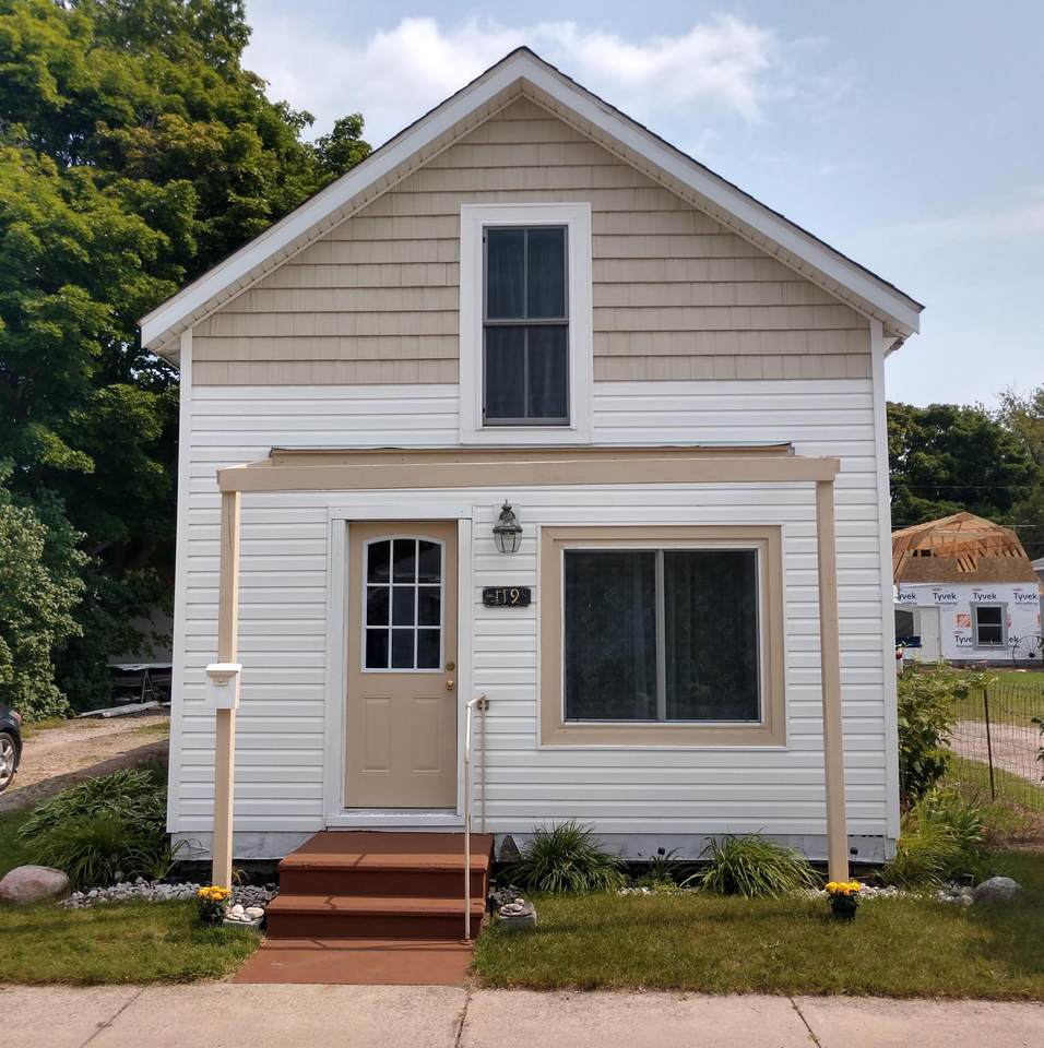 119 C Street - Photo 1