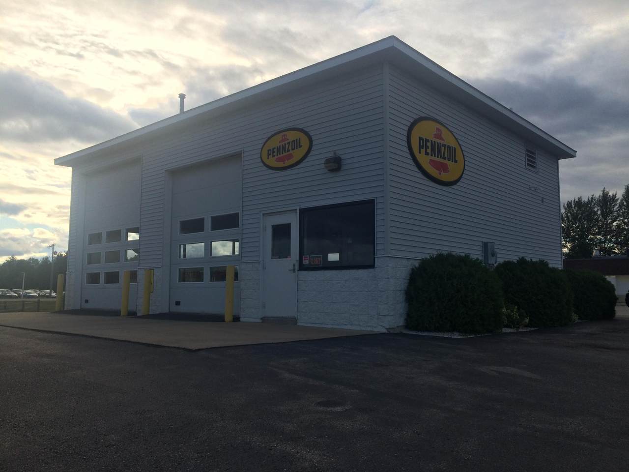100 Bradley Highway - Photo 1