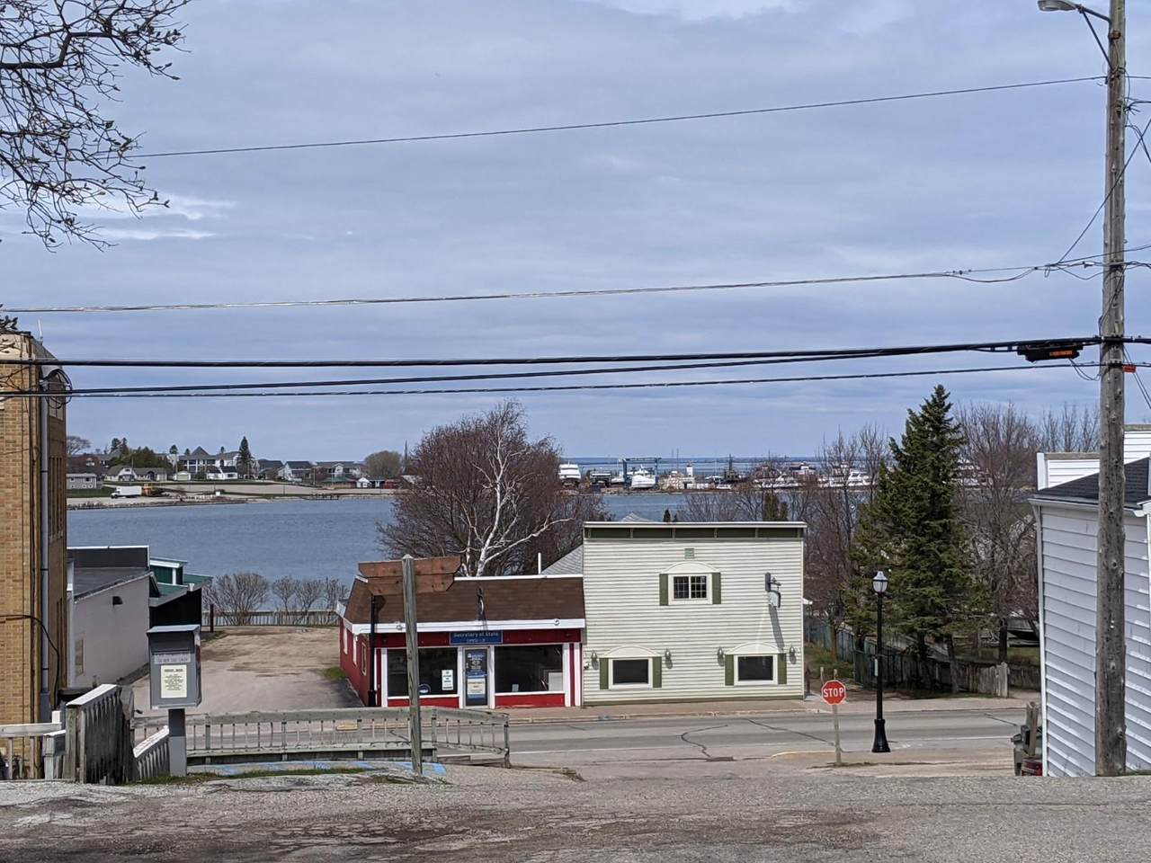 379 Underhill Street - Photo 1
