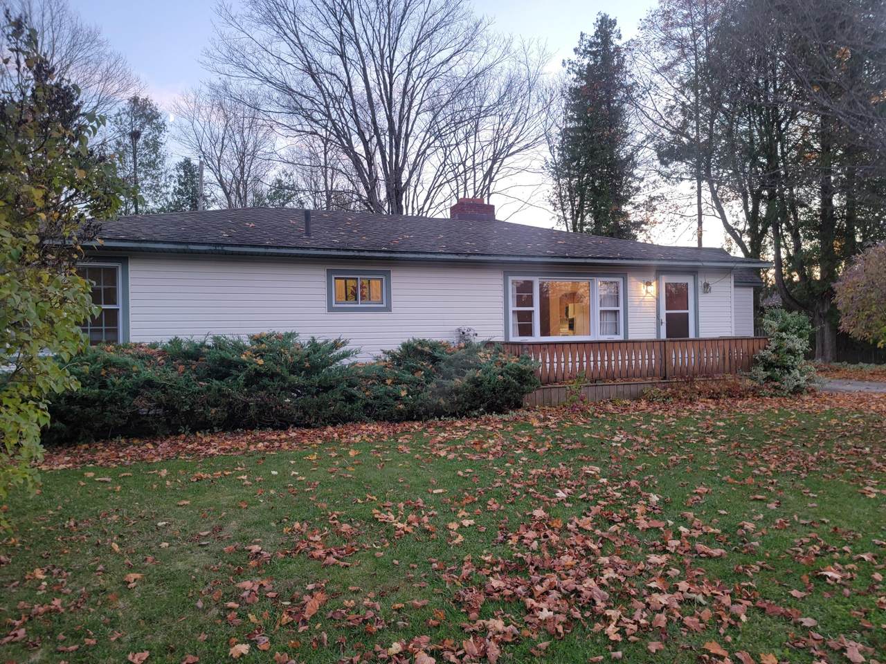 294 Hillcrest Boulevard - Photo 1