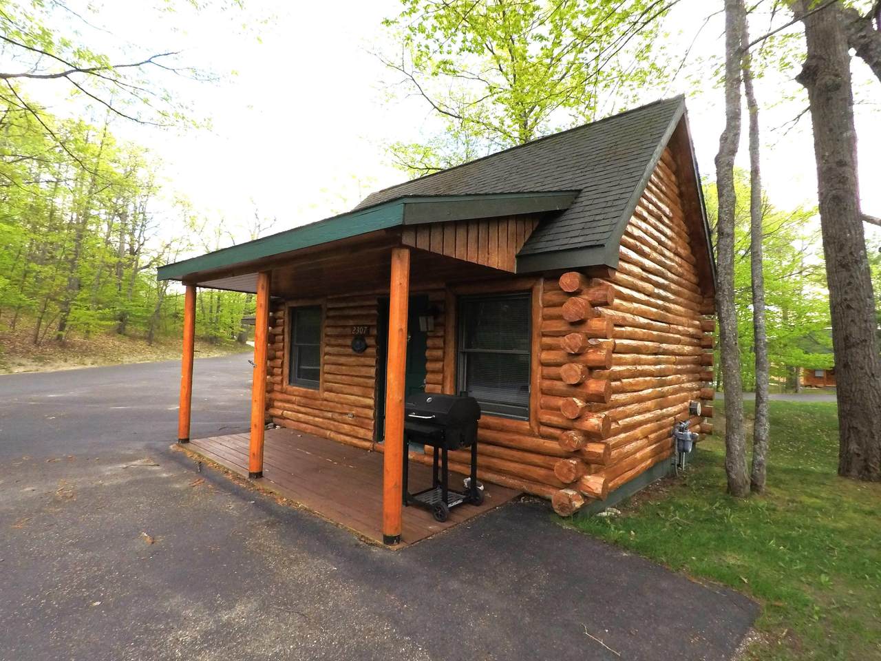2307 Beaver Creek Drive - Photo 1