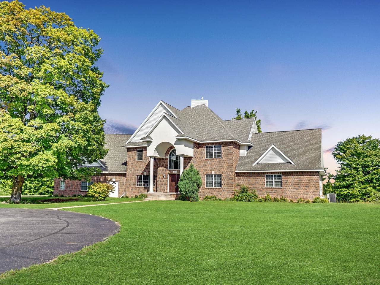 1195 Hayes Road - Photo 1