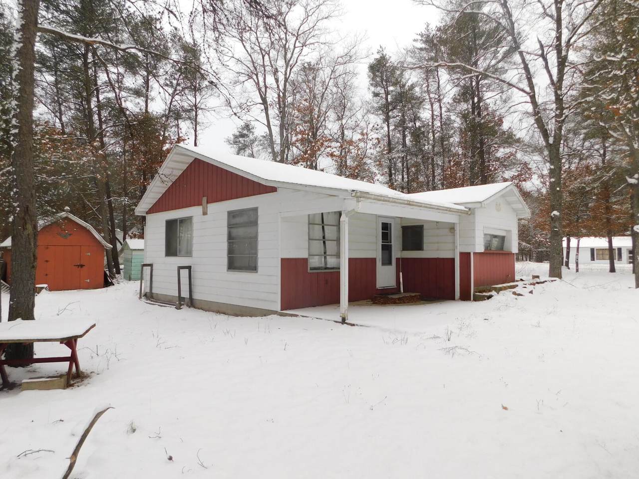 1050 Pine Street - Photo 1