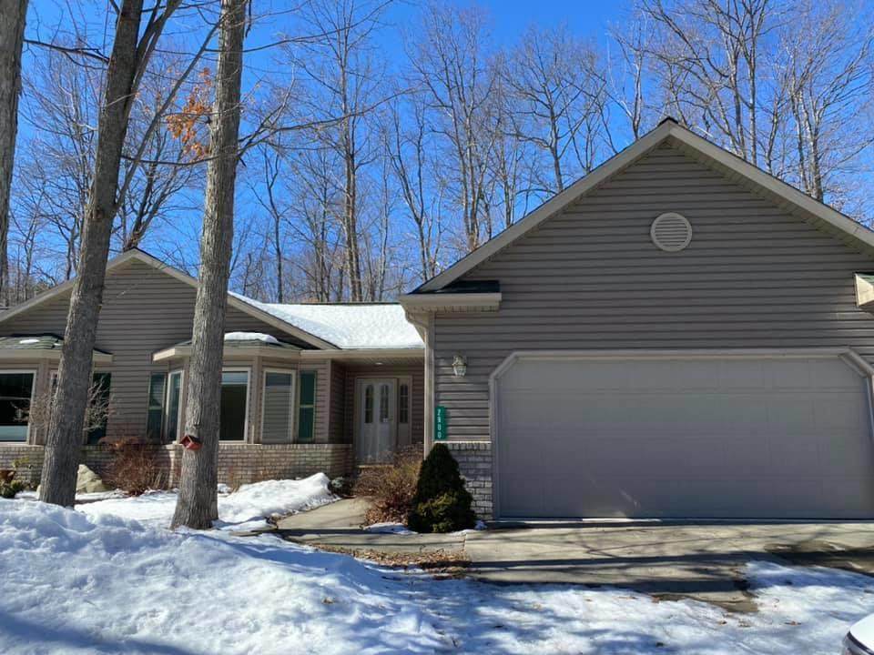 2900 Townline Road - Photo 1