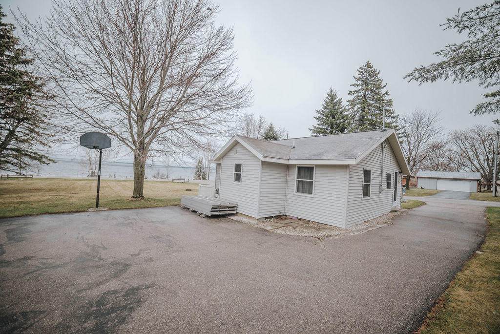 104 Hall - Photo 1