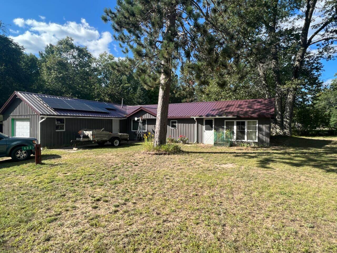 9023 Erie Avenue - Photo 1