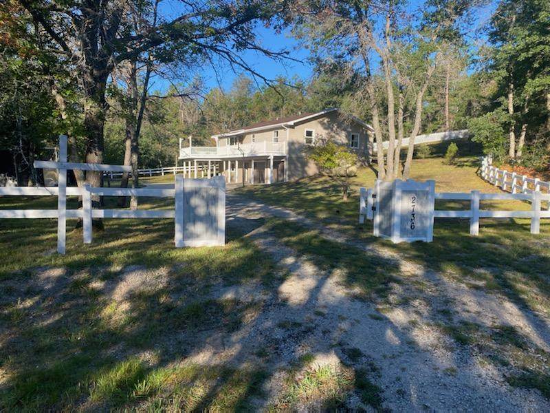 2736 Sunset Strip Drive - Photo 1