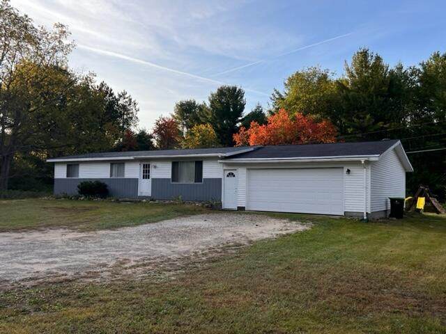 2848 Powers Road - Photo 1