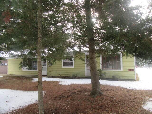 9074 Manistee - Photo 1