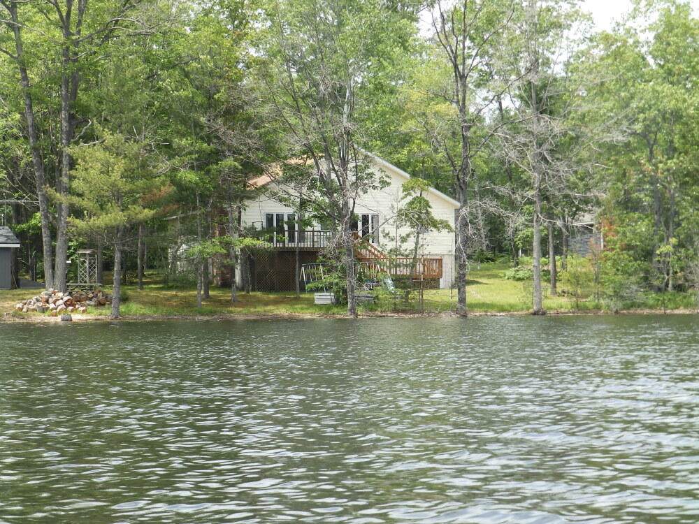 5395 Beachview Drive - Photo 1