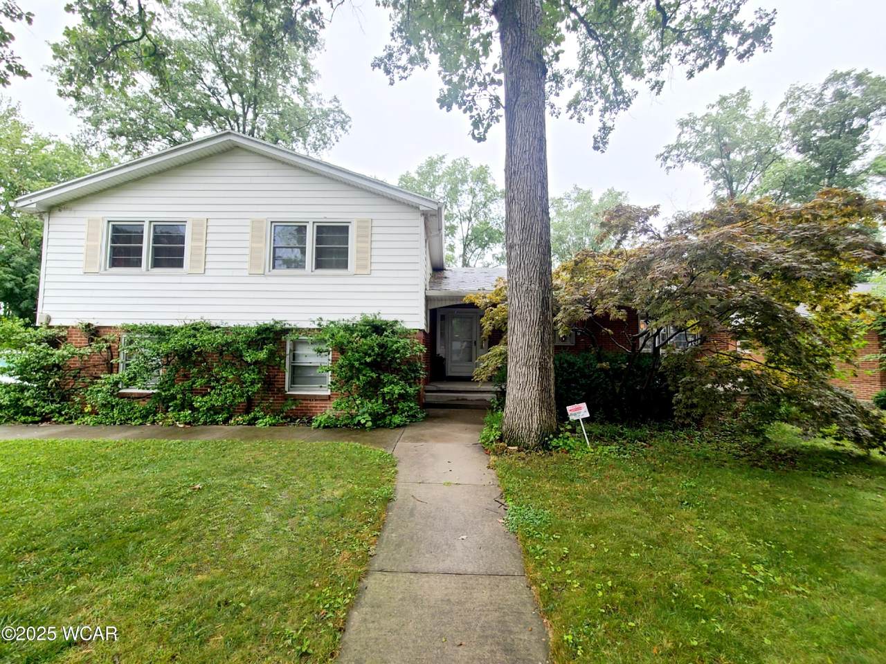 1880 Wendell Avenue - Photo 1