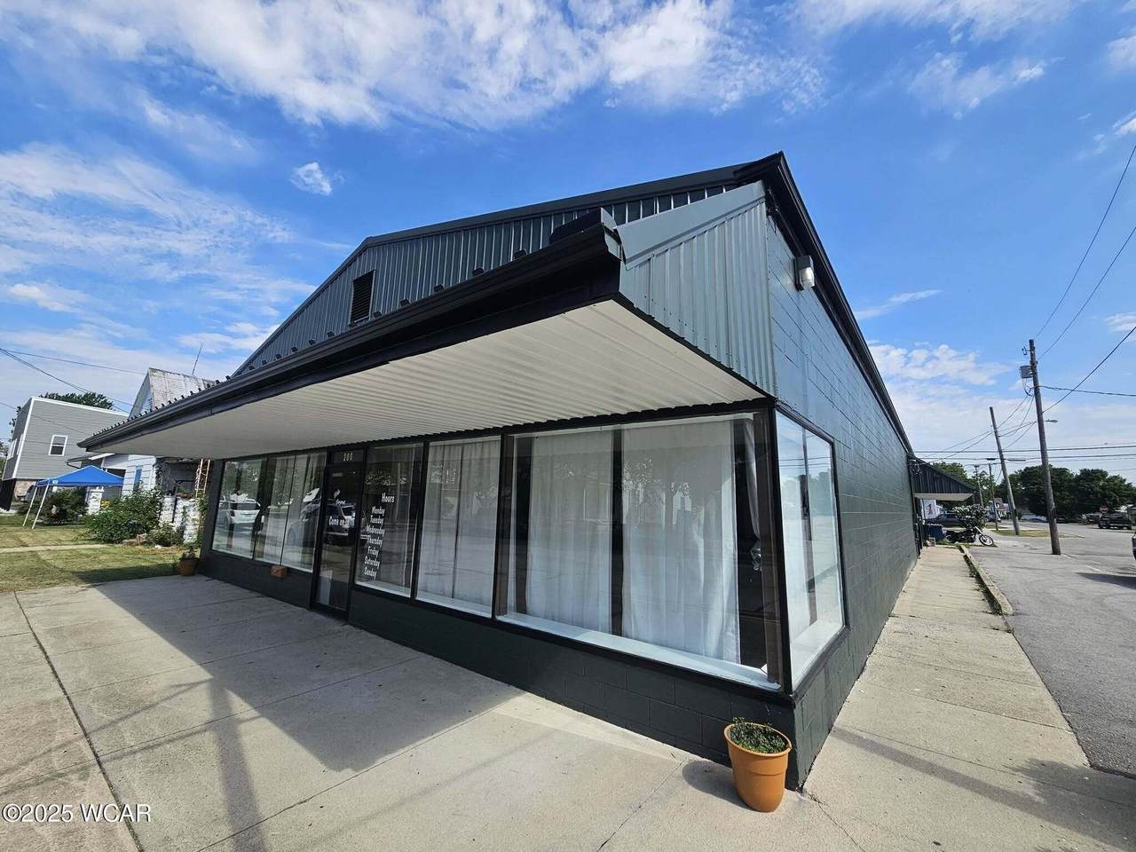 200 Main Street - Photo 1