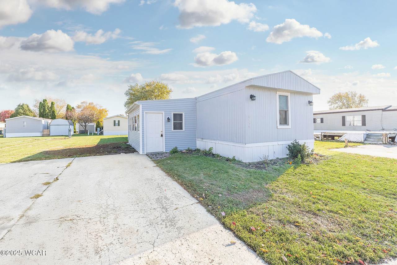 8179 Hazelwood Drive - Photo 1