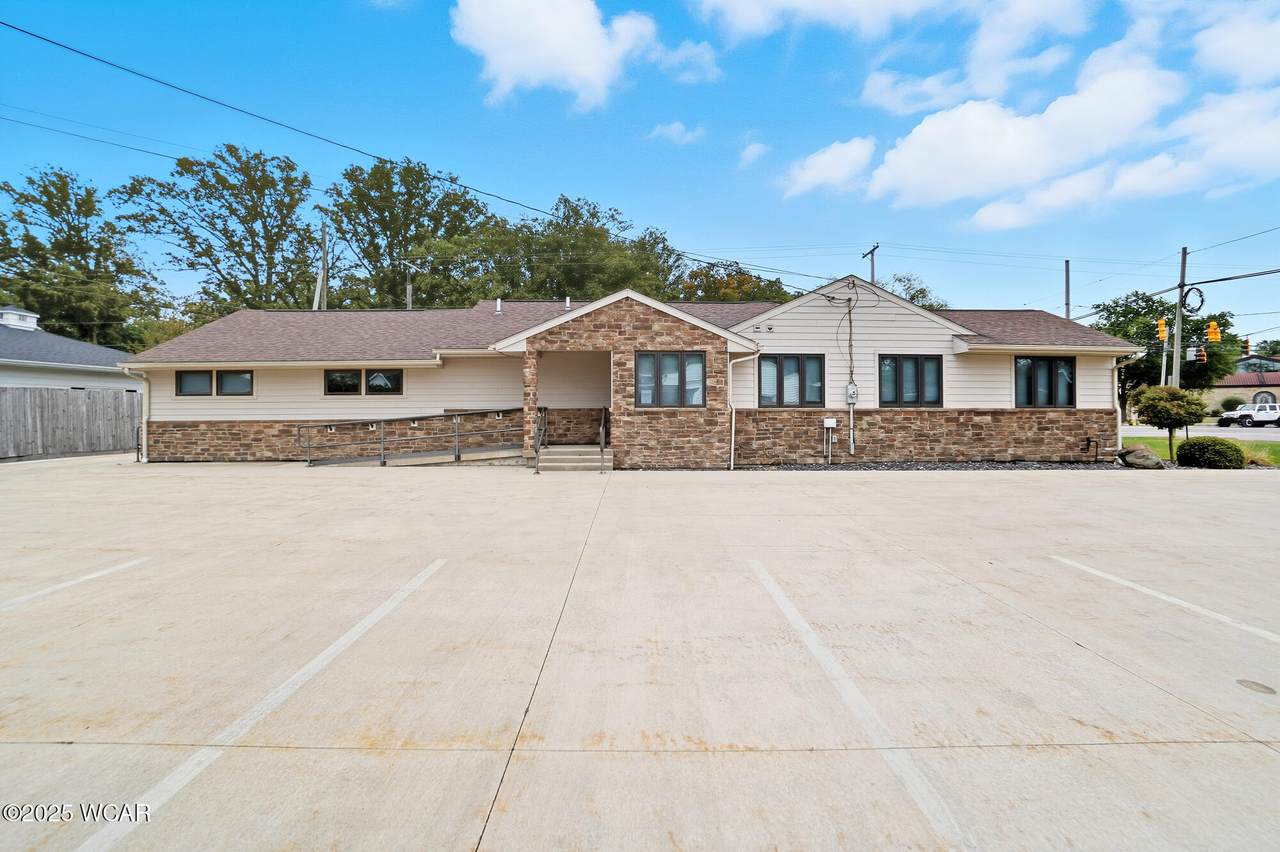 2300 Elm Street - Photo 1