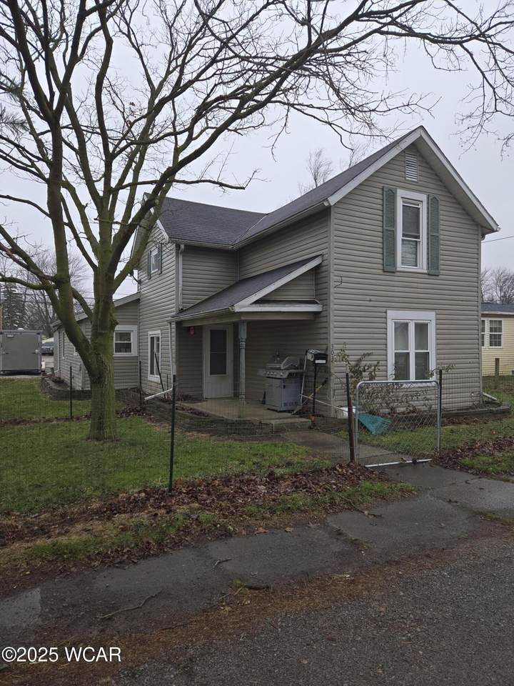 303 Front Street - Photo 1