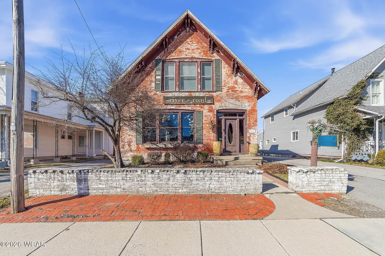 212 Front Street - Photo 1