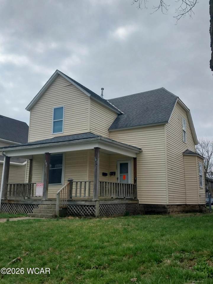 141 Whitethorne Avenue - Photo 1