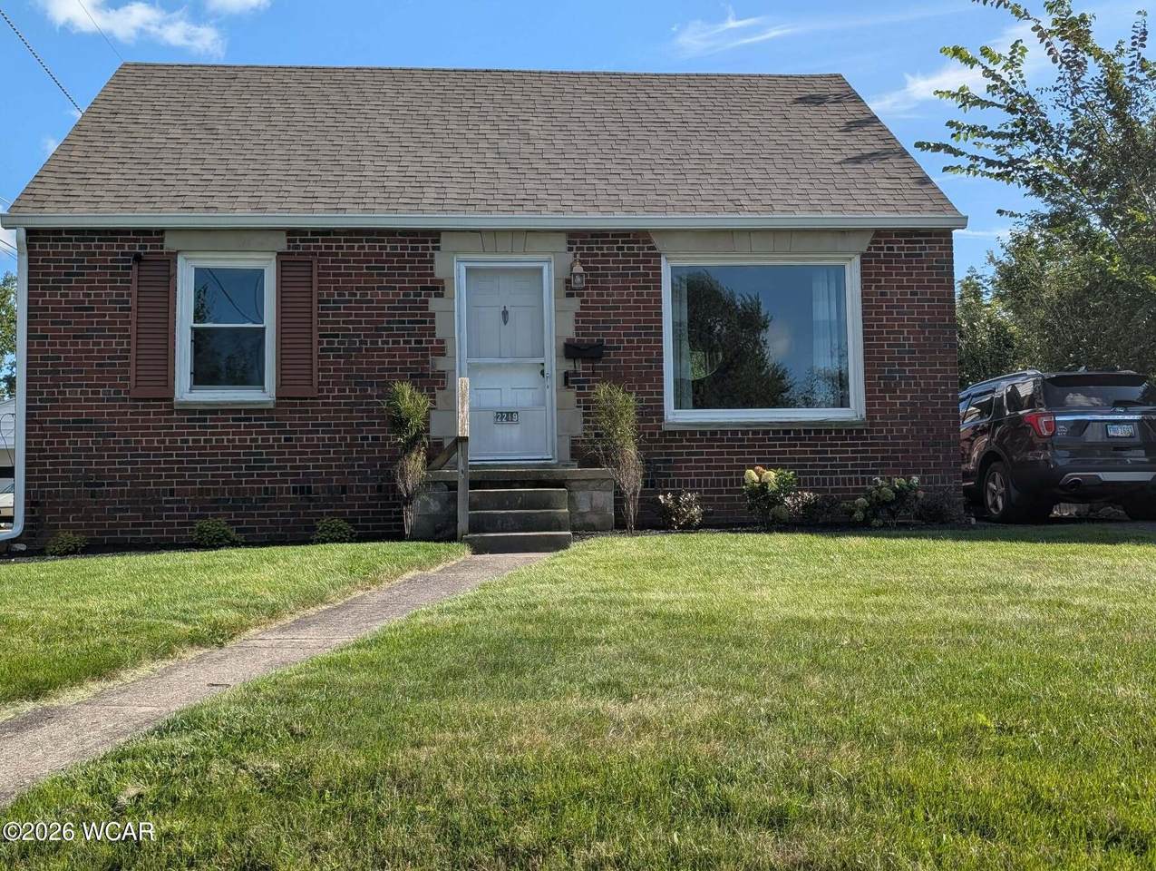 2219 Wales Avenue - Photo 1