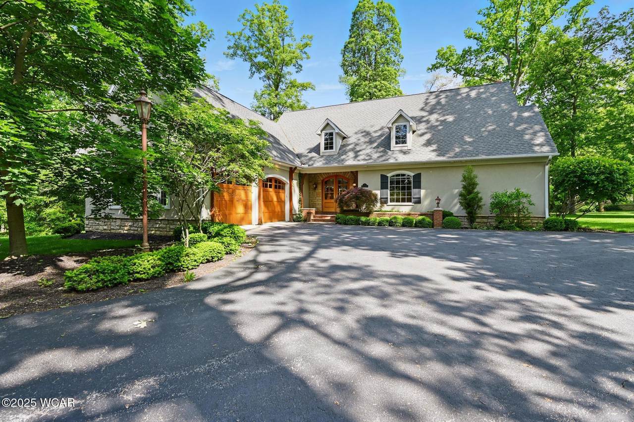 7 Estate Drive - Photo 1