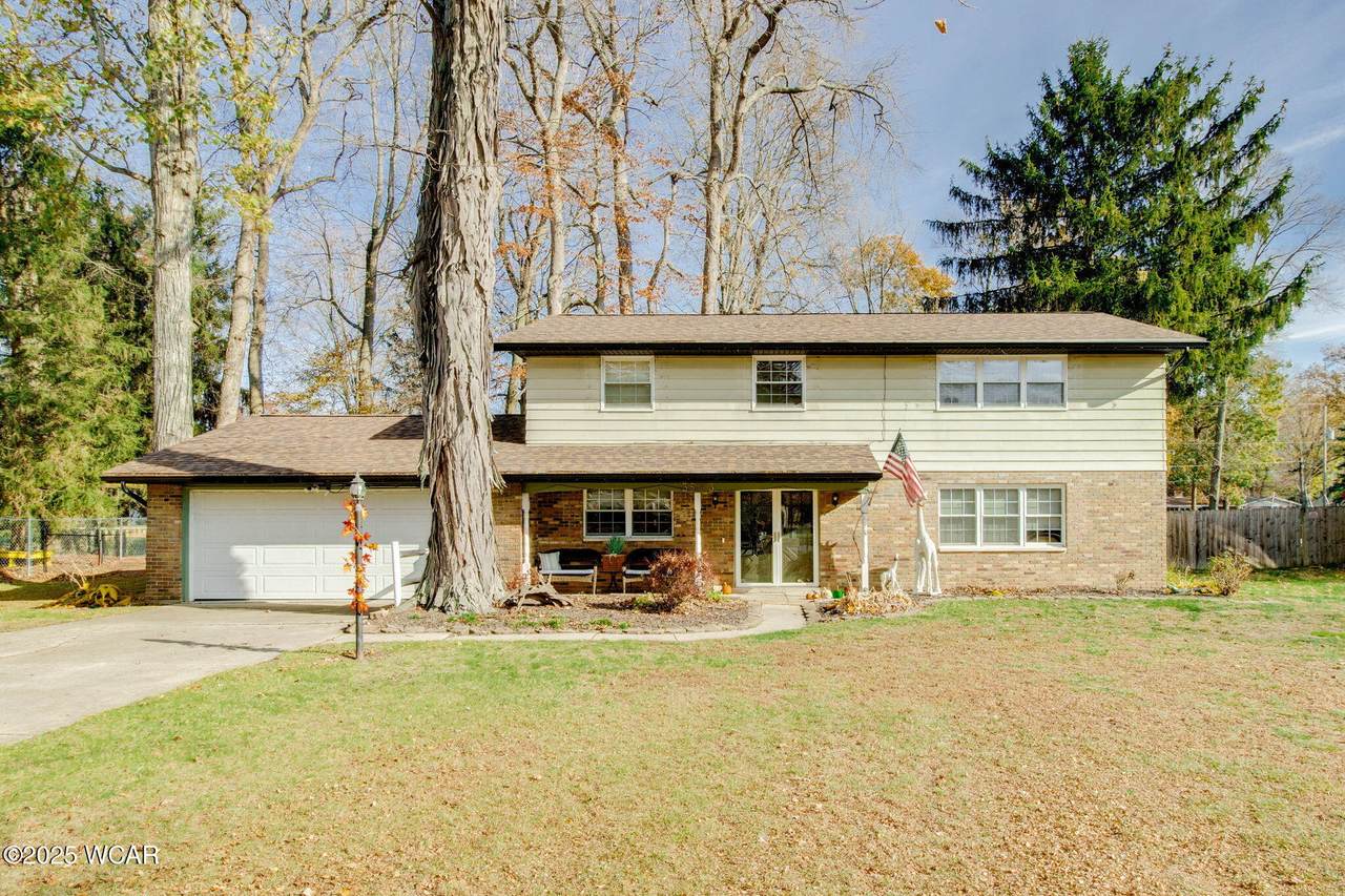 3523 Woodhaven Lane - Photo 1